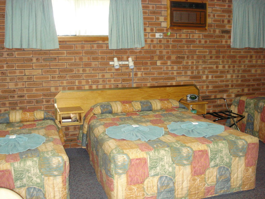 Colonial Motor Lodge Scone Habitación foto